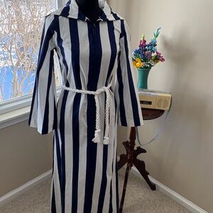 Vtg NWT 1960s Blue/White Cabana Maxi Dress with Hood - size small